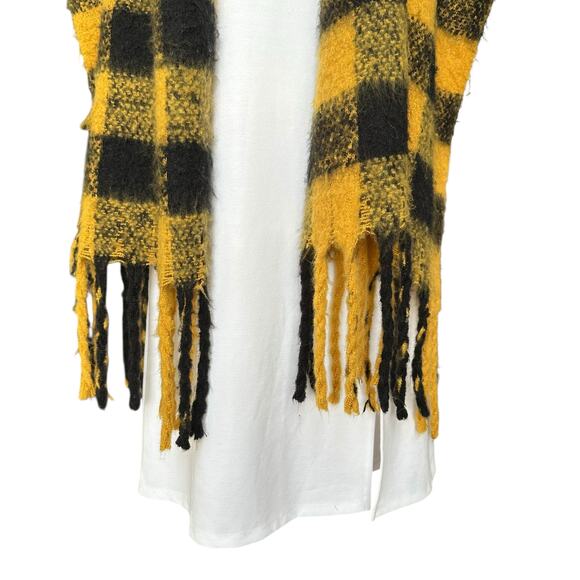 Unbranded Gingham Plaid Fuzzy Shawl Scarf with Fringe 20x88, Yellow Black - Picture 5 of 10